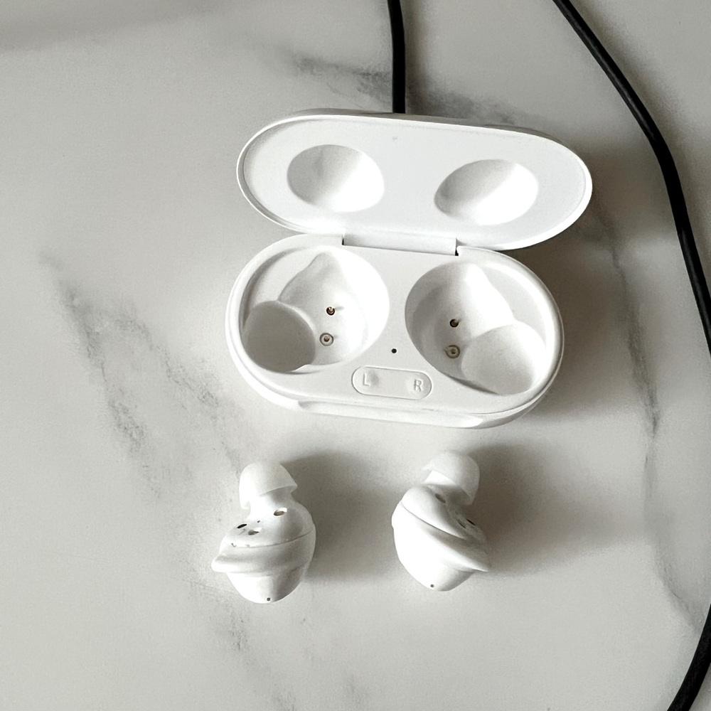 Samsung galaxy bluetooth ear buds
